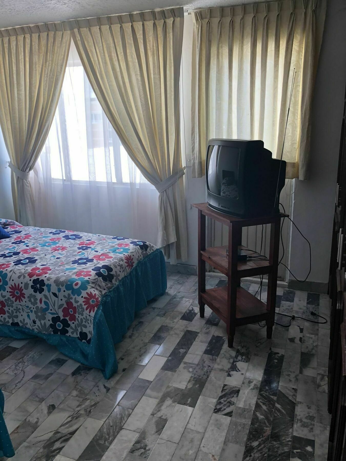 Hostal Guadalajara Cosmopolitan Providencia Eksteriør bilde